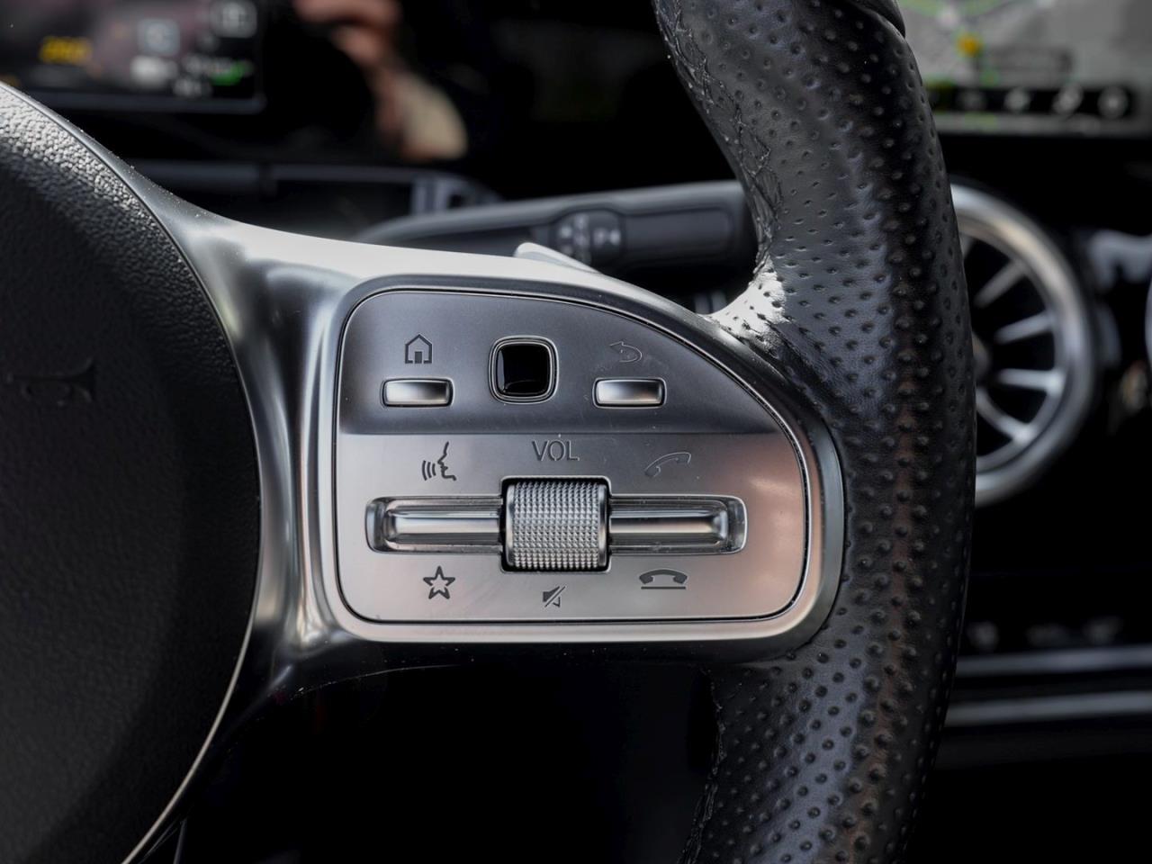 Mercedes-Benz B 250 e AMG Night Kamera EasyPack AHK SpurhalteA