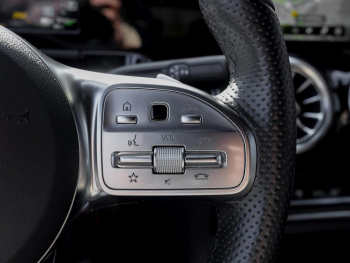 Mercedes-Benz B 250 e AMG Night Kamera EasyPack AHK SpurhalteA