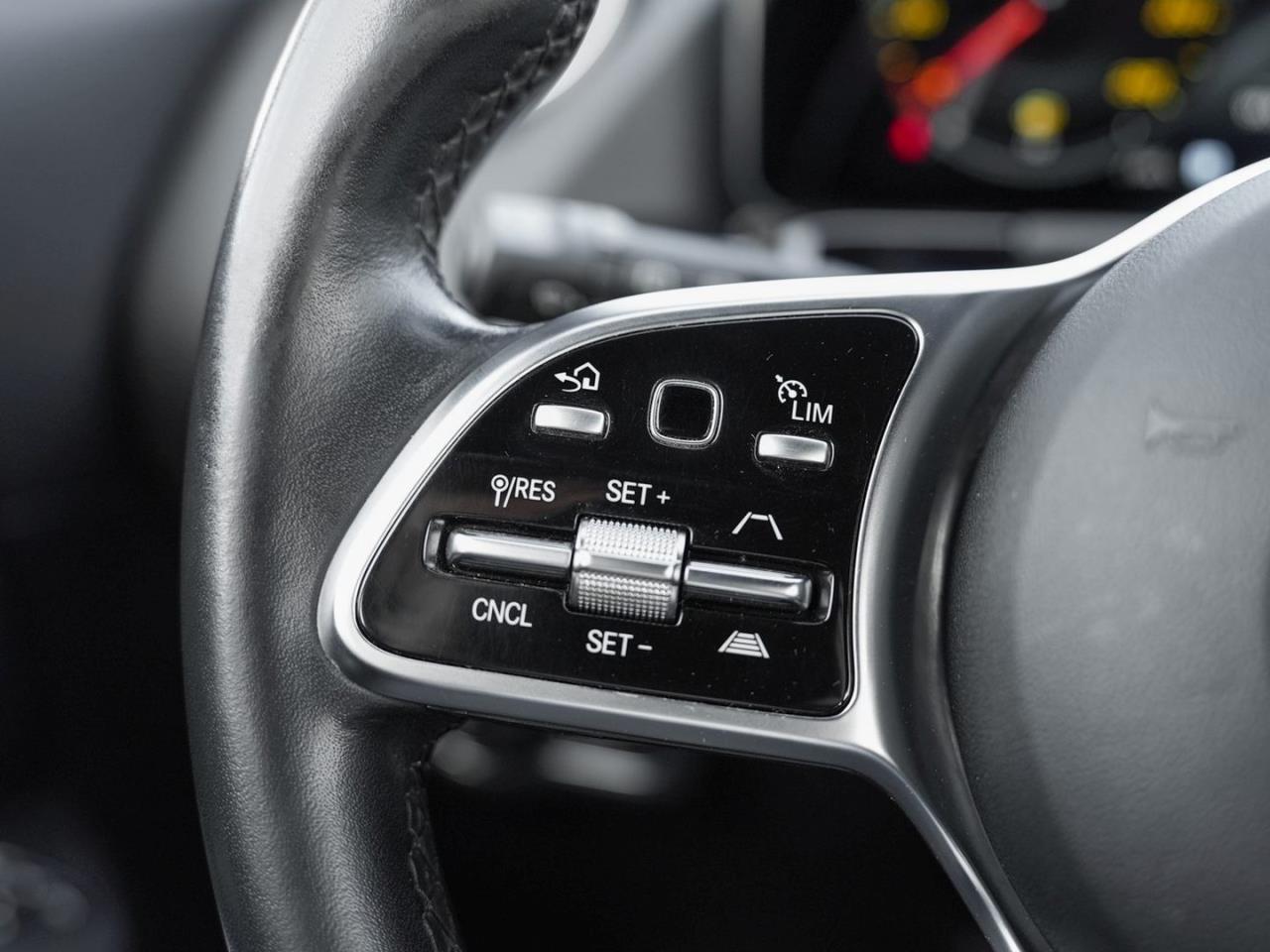 Mercedes-Benz B 250 e Progressive Distronic AHK Kamera EasyP