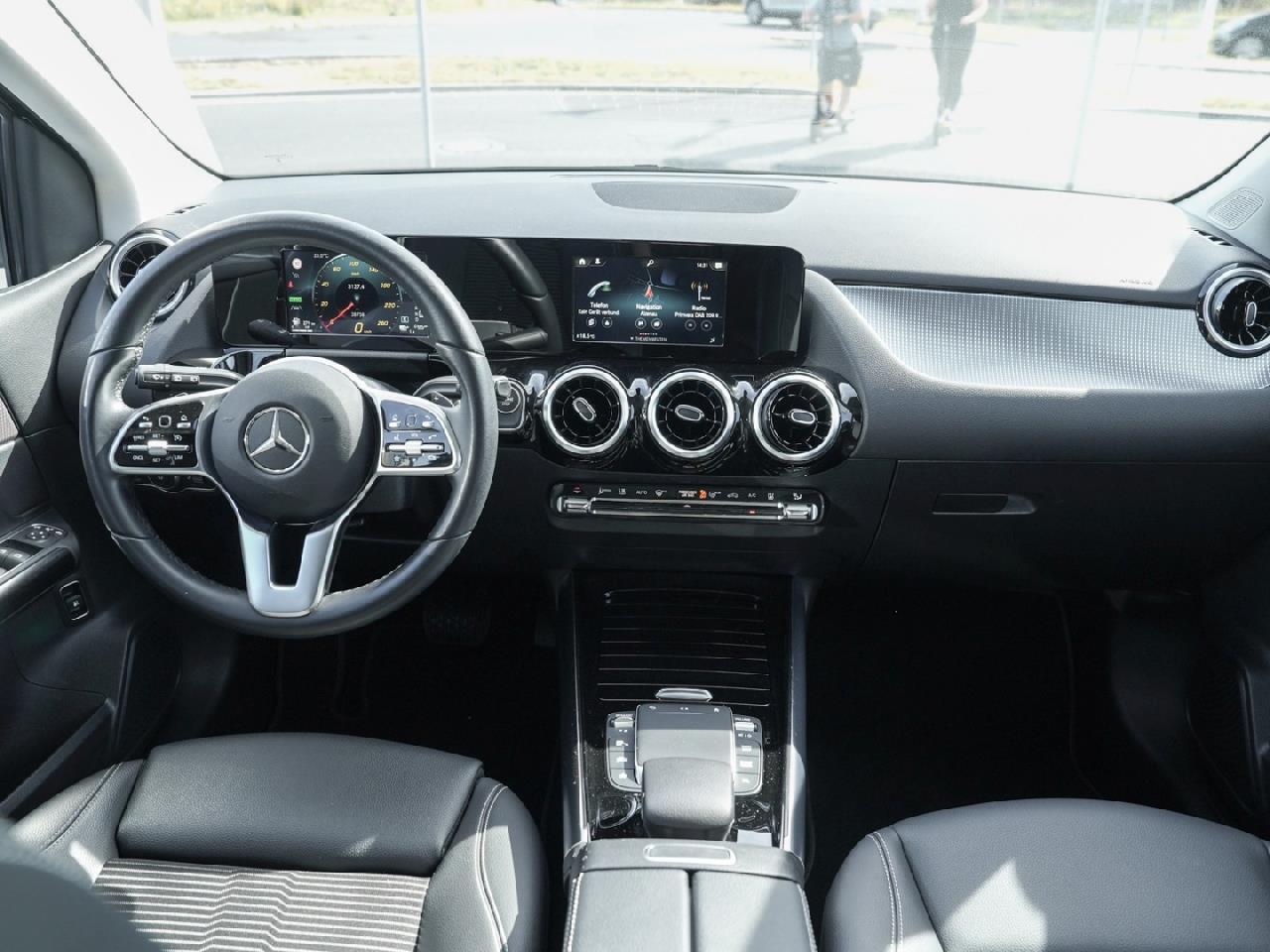 Mercedes-Benz B 250 e Progressive MBUX-Navi Parktronic SpurA