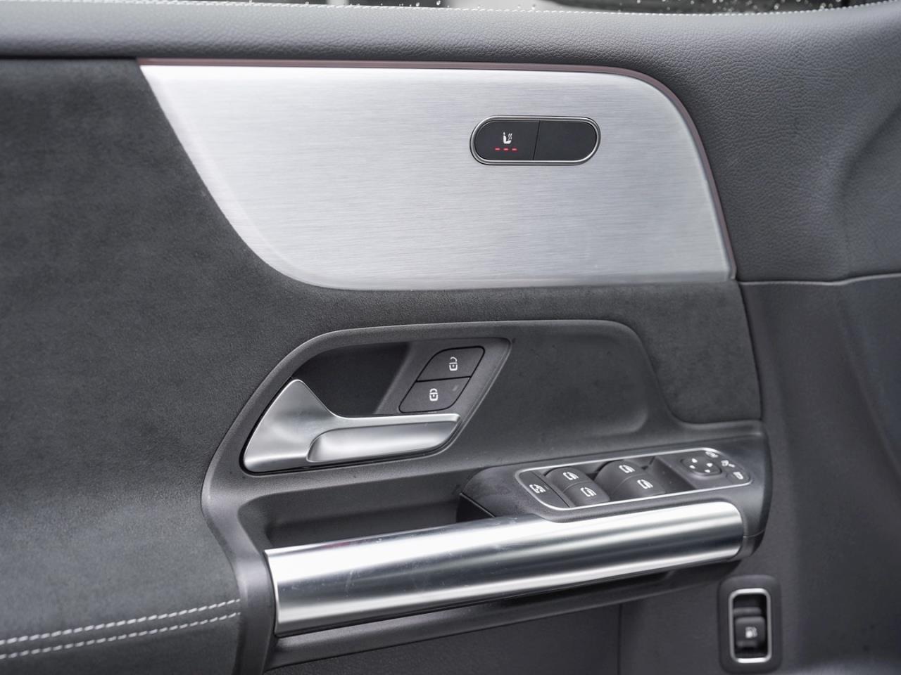 Mercedes-Benz B 250 e AMG Night Kamera Totwinkel Ambiente