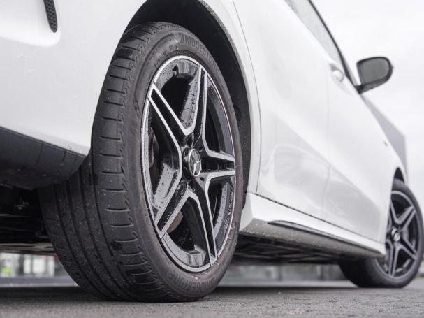 Mercedes-Benz B 250 e AMG Night Kamera Totwinkel Ambiente