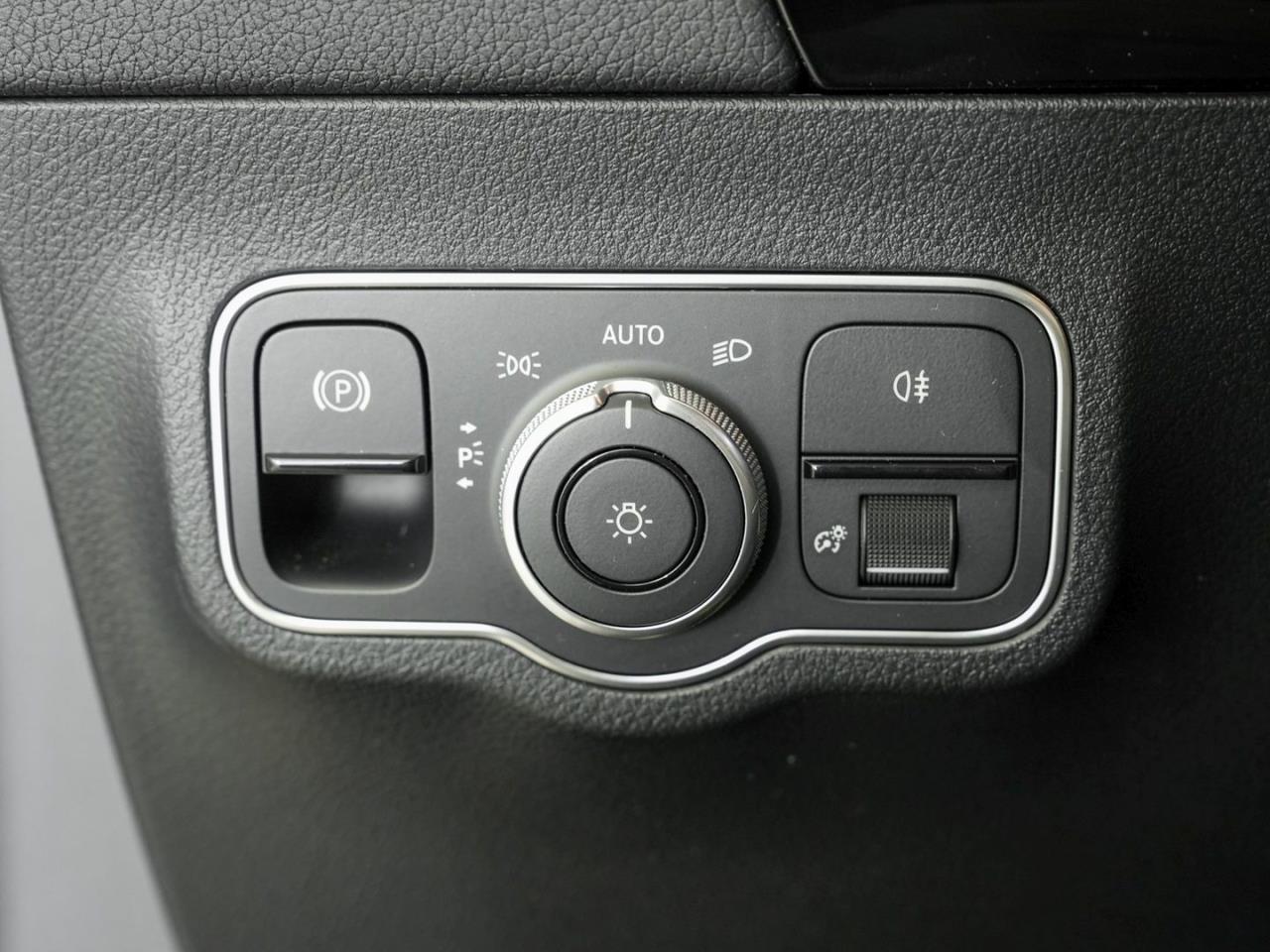 Mercedes-Benz B 250 Progressive Standhzg Kamera Easy-Pack