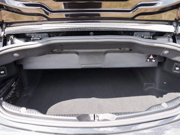 Mercedes-Benz C 300 Cabrio AMG Burmester Kamera Airscarf Navi