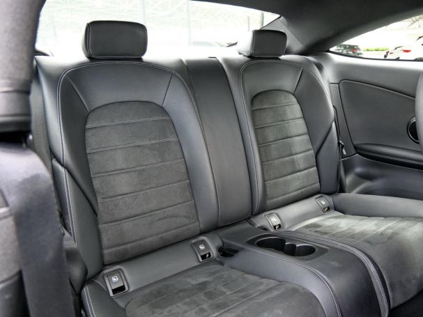 Mercedes-Benz C 180 Coupé Navi Kamera Totwinkel Spiegel-P