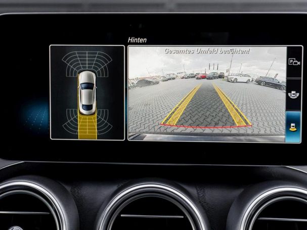 Mercedes-Benz C 200 Coupé AMG Panorama Distronic Kamera