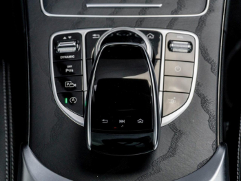 Mercedes-Benz C 200 Coupé AMG Panorama Distronic Kamera