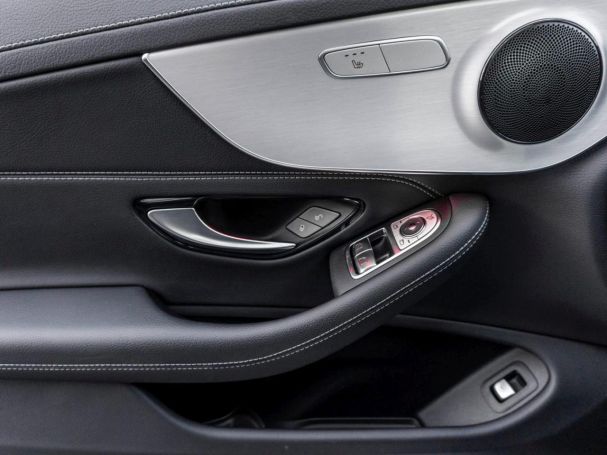 Mercedes-Benz C 200 Coupé AMG Panorama Distronic Kamera