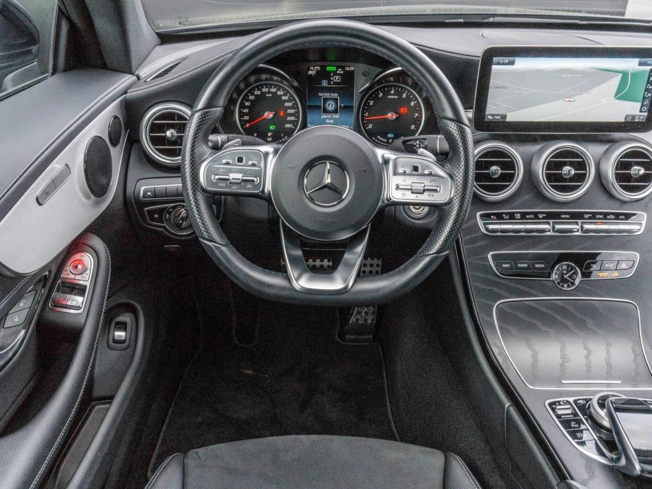 Mercedes-Benz C 200 Coupé AMG Panorama Distronic Kamera