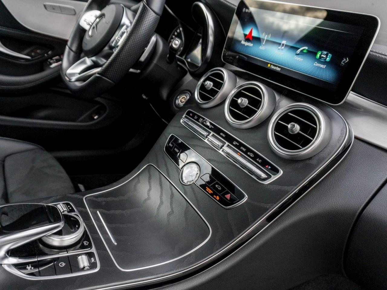 Mercedes-Benz C 200 Coupé AMG Panorama Distronic Kamera