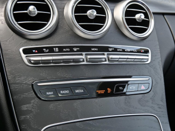 Mercedes-Benz C 300 4M Coupé AMG Night Distronic Panorama 360°