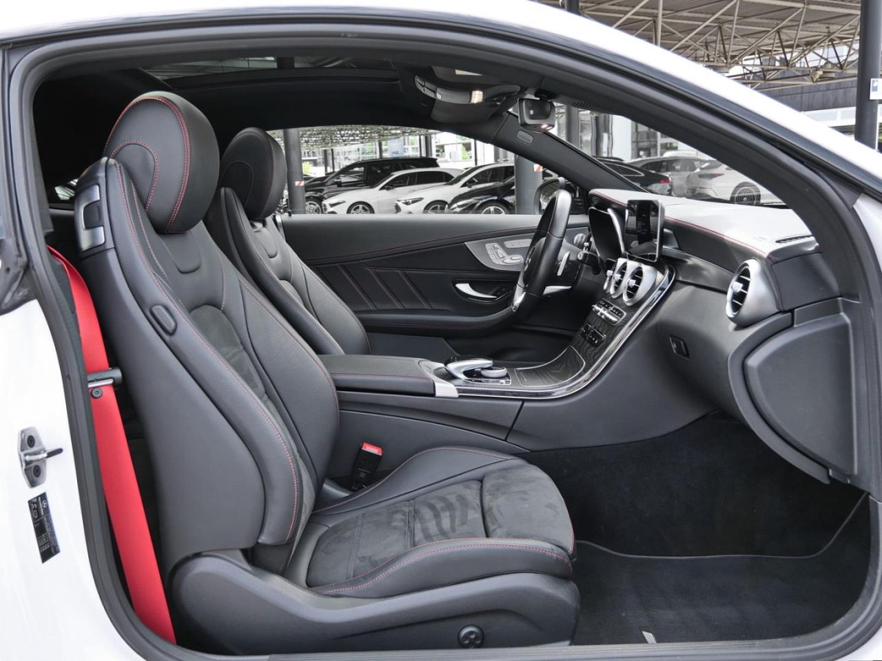 Mercedes-Benz C 300 4M Coupé AMG Night Distronic Panorama 360°