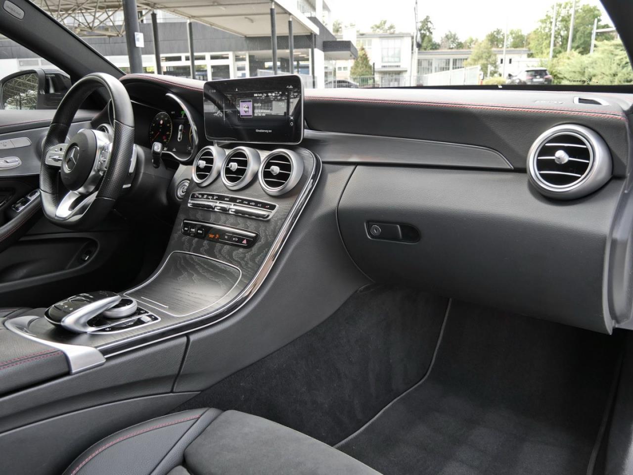 Mercedes-Benz C 300 4M Coupé AMG Night Distronic Panorama 360°
