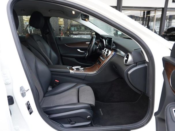 Mercedes-Benz C 300 de T Avantgarde MBUXNavi Easy-Pack AHK