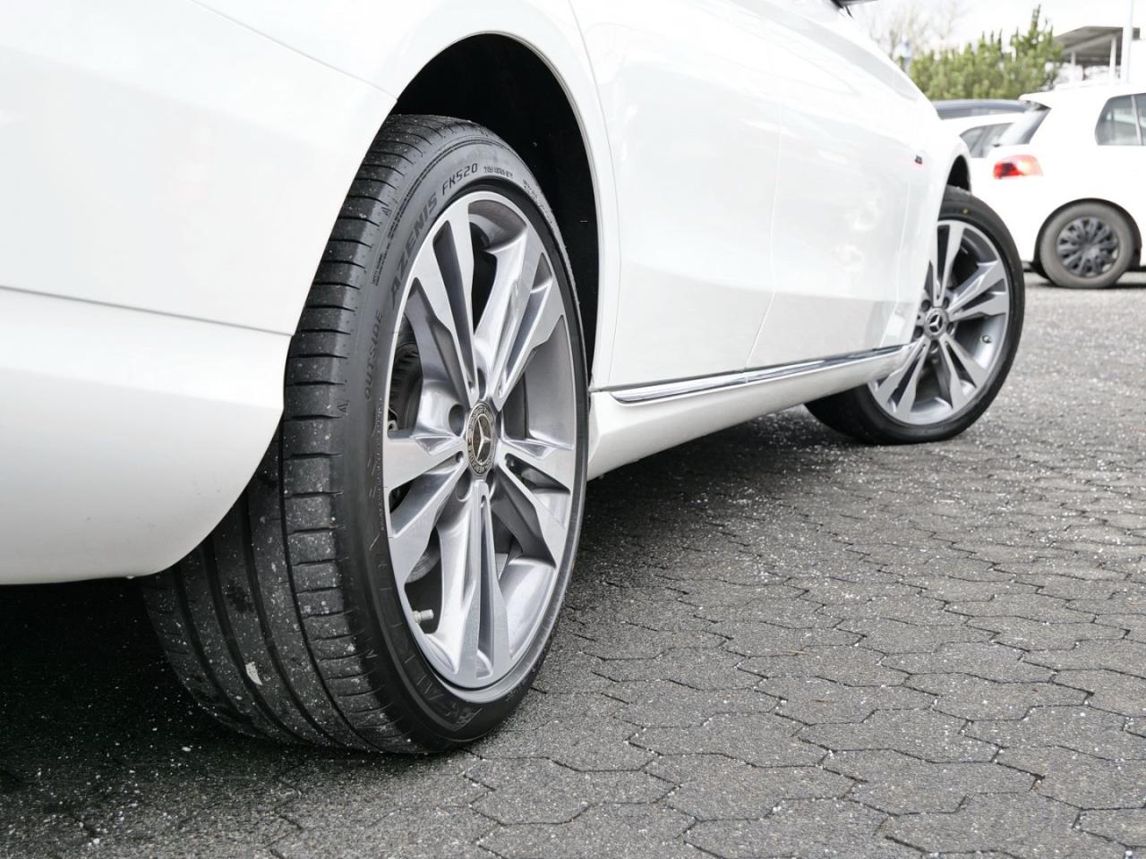 Mercedes-Benz C 300 de T Distronic EasyPack Burmester AHK 360°