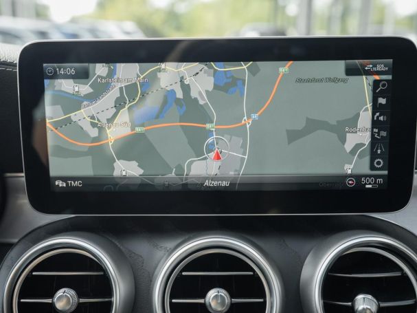 Mercedes-Benz C 300 e T AMG Night Distronic Panorama Kamera