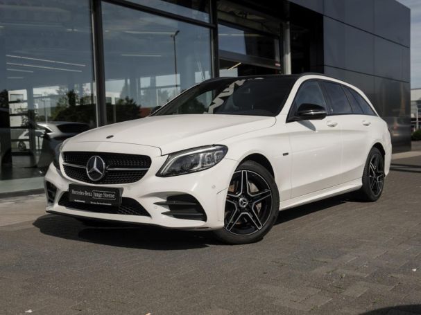 Mercedes-Benz C 300 e T AMG Night Distronic Panorama Kamera