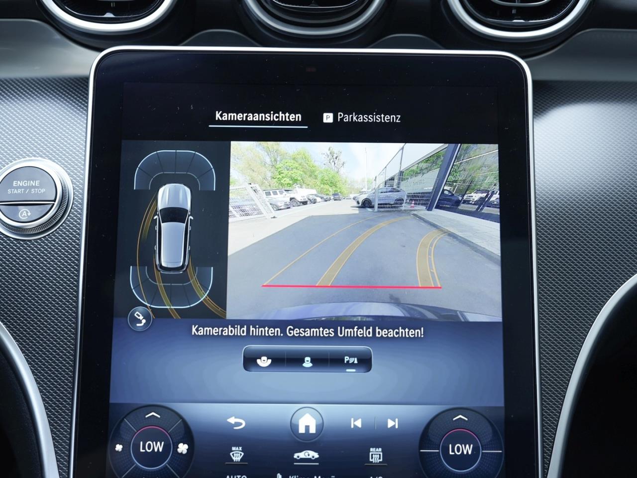 Mercedes-Benz C 180 T AMG Night Panorama Kamera Totwinkel AHK