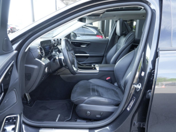 Mercedes-Benz C 180 T AMG Night Panorama Kamera Totwinkel AHK