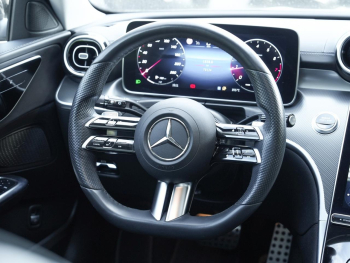 Mercedes-Benz C 180 T AMG Night Panorama Kamera Totwinkel AHK