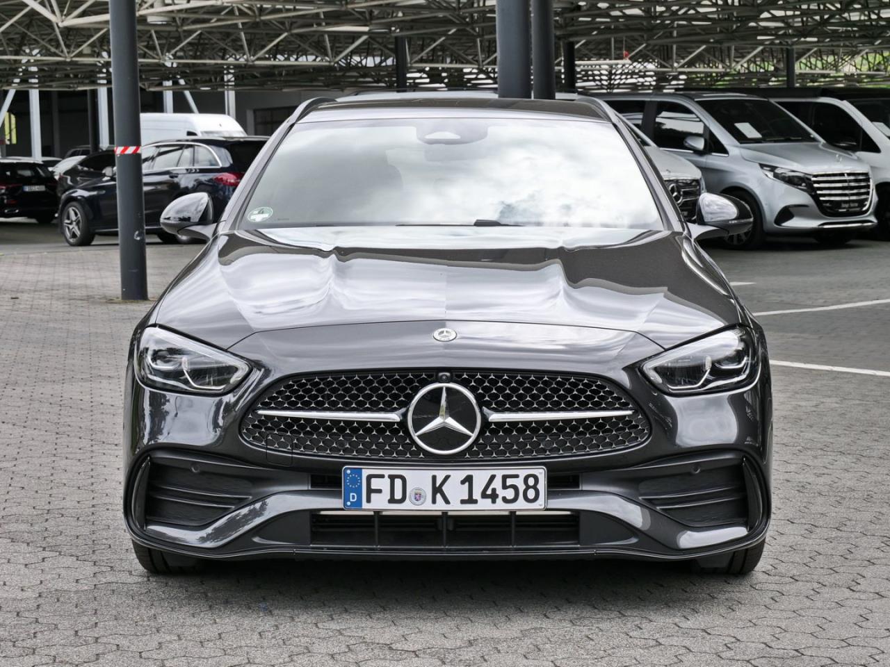 Mercedes-Benz C 180 T-Modell AMG Night Distronic 360? AHK