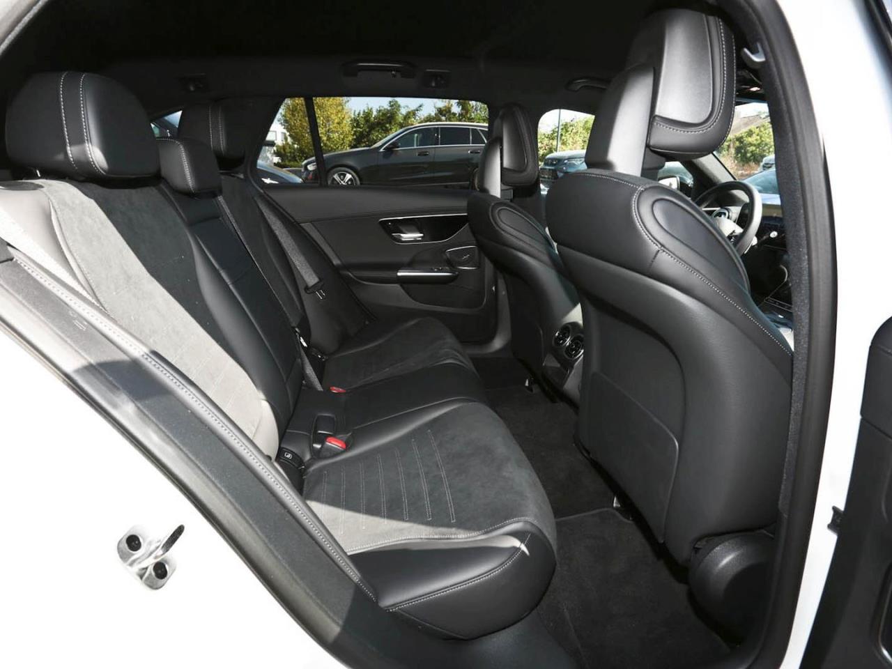 Mercedes-Benz C 180 T-Modell AMG Night Distronic 360° AHK