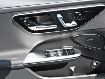 Mercedes-Benz C 180 T-Modell Night AMG Panorama AHK 360°