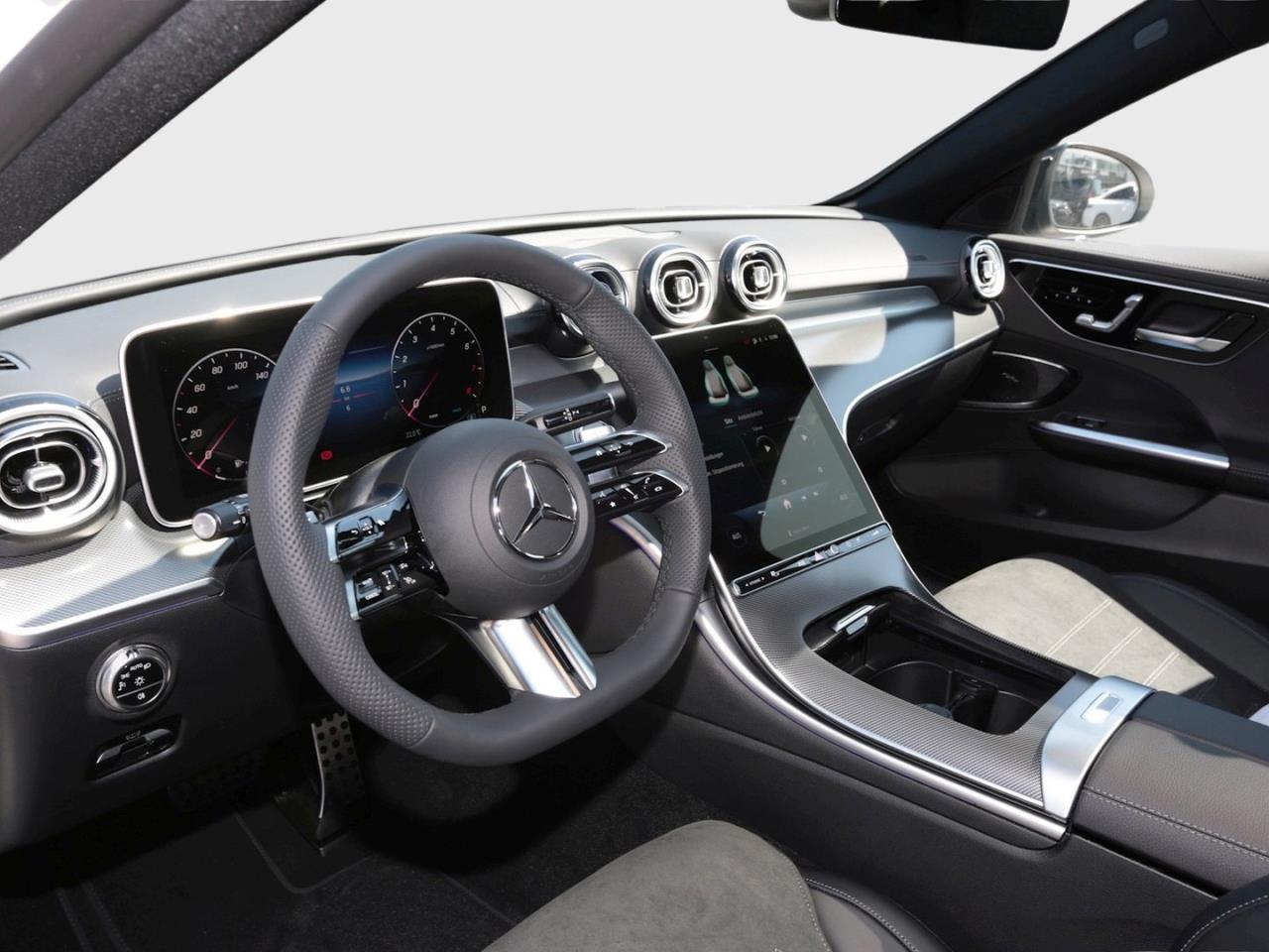 Mercedes-Benz C 180 T-Modell Night AMG Panorama AHK 360?