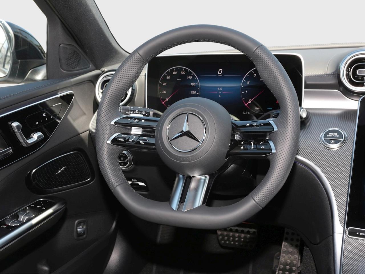 Mercedes-Benz C 180 T-Modell Night AMG Panorama AHK 360?