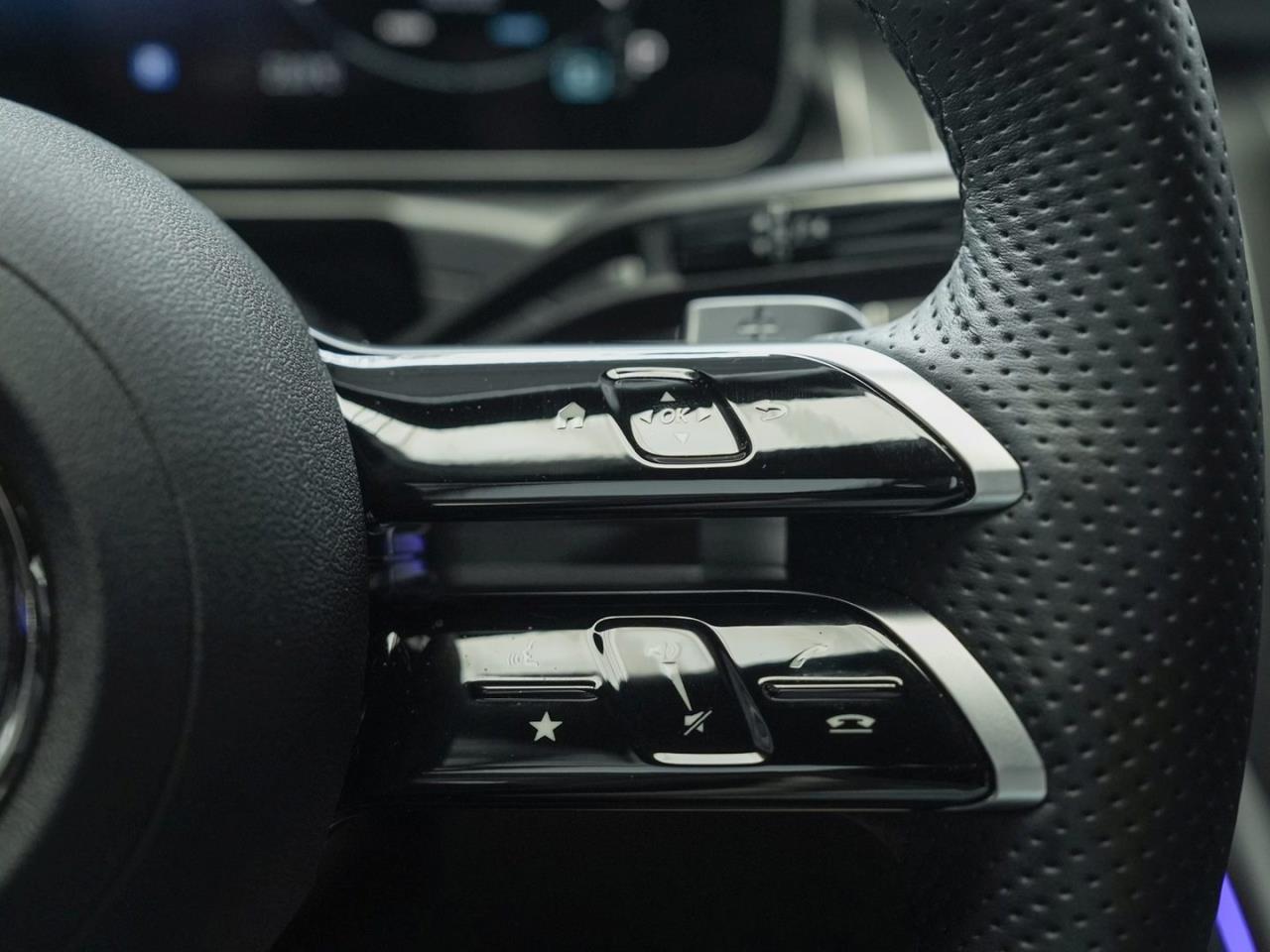 Mercedes-Benz C 200 d T AMG Panorama Distronic Memory 360?