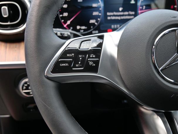 Mercedes-Benz C 200 d T Avantgarde Distronic Kamera Easy-P AHK