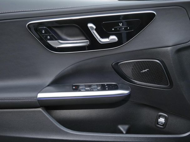 Mercedes-Benz C 200 d T-Modell AMG Night Distronic Panorama