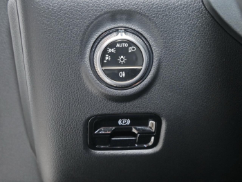 Mercedes-Benz C 200 d T Avantgarde Distronic Kamera Easy-Pack
