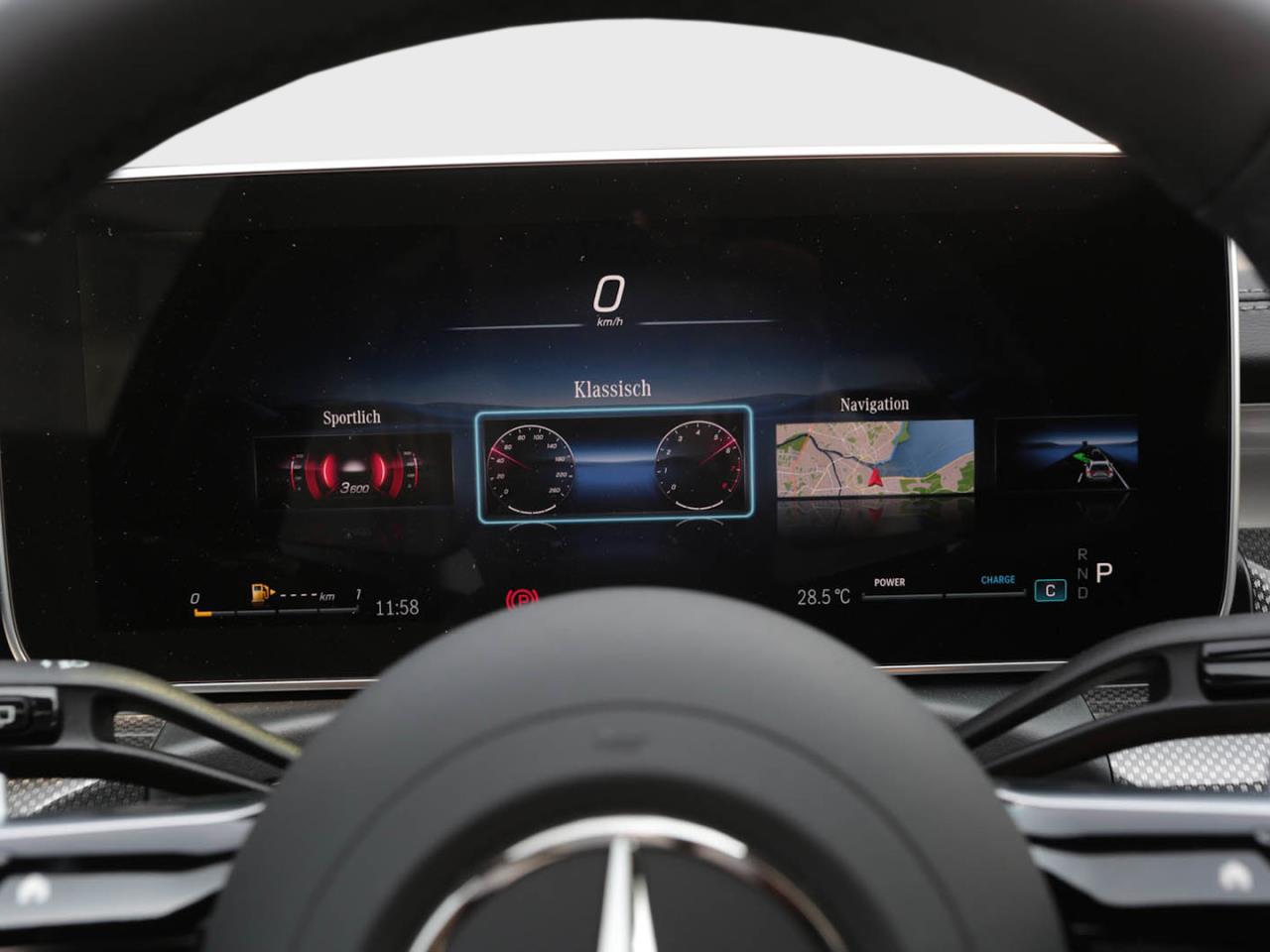 Mercedes-Benz C 200 T-Modell AMG Night Panorama Distronic AHK