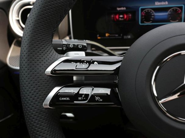 Mercedes-Benz C 200 T-Modell AMG Night Panorama Distronic AHK
