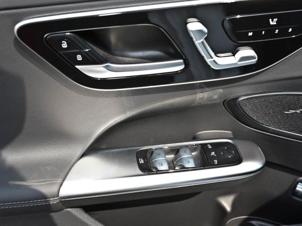 Mercedes-Benz C 200 T-Modell AMG Night Panorama Distronic AHK