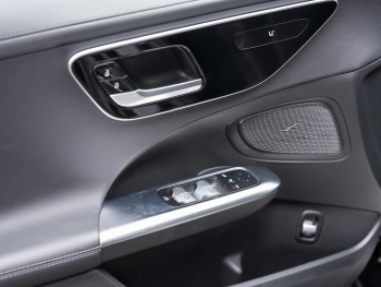 Mercedes-Benz C 220 d 4M T AMG Night Distronic Kamera Easy-P