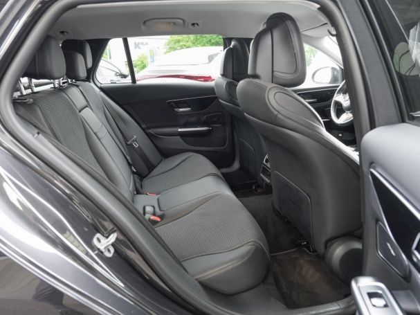 Mercedes-Benz C 220 d 4M T Avantgarde Night Distronic Kamera