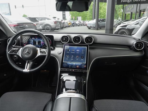 Mercedes-Benz C 220 d 4M T Avantgarde Night Distronic Kamera