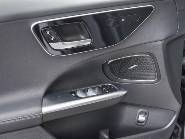 Mercedes-Benz C 220 d 4M T Avantgarde Night Distronic Kamera