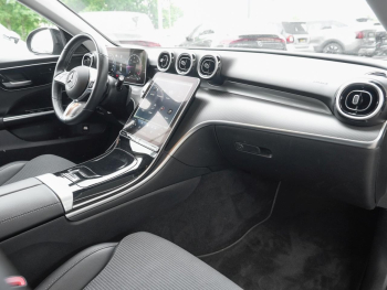 Mercedes-Benz C 220 d 4M T Avantgarde Night Distronic Kamera