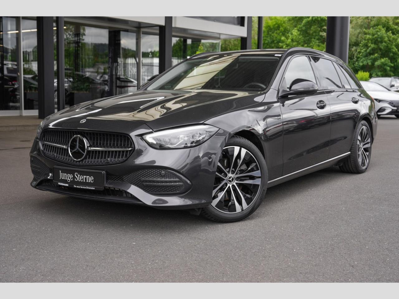 Mercedes-Benz C 220 d 4M T Avantgarde Night Distronic Kamera
