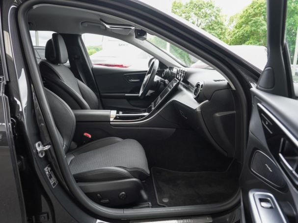 Mercedes-Benz C 220 d 4M T Avantgarde Night Distronic Kamera