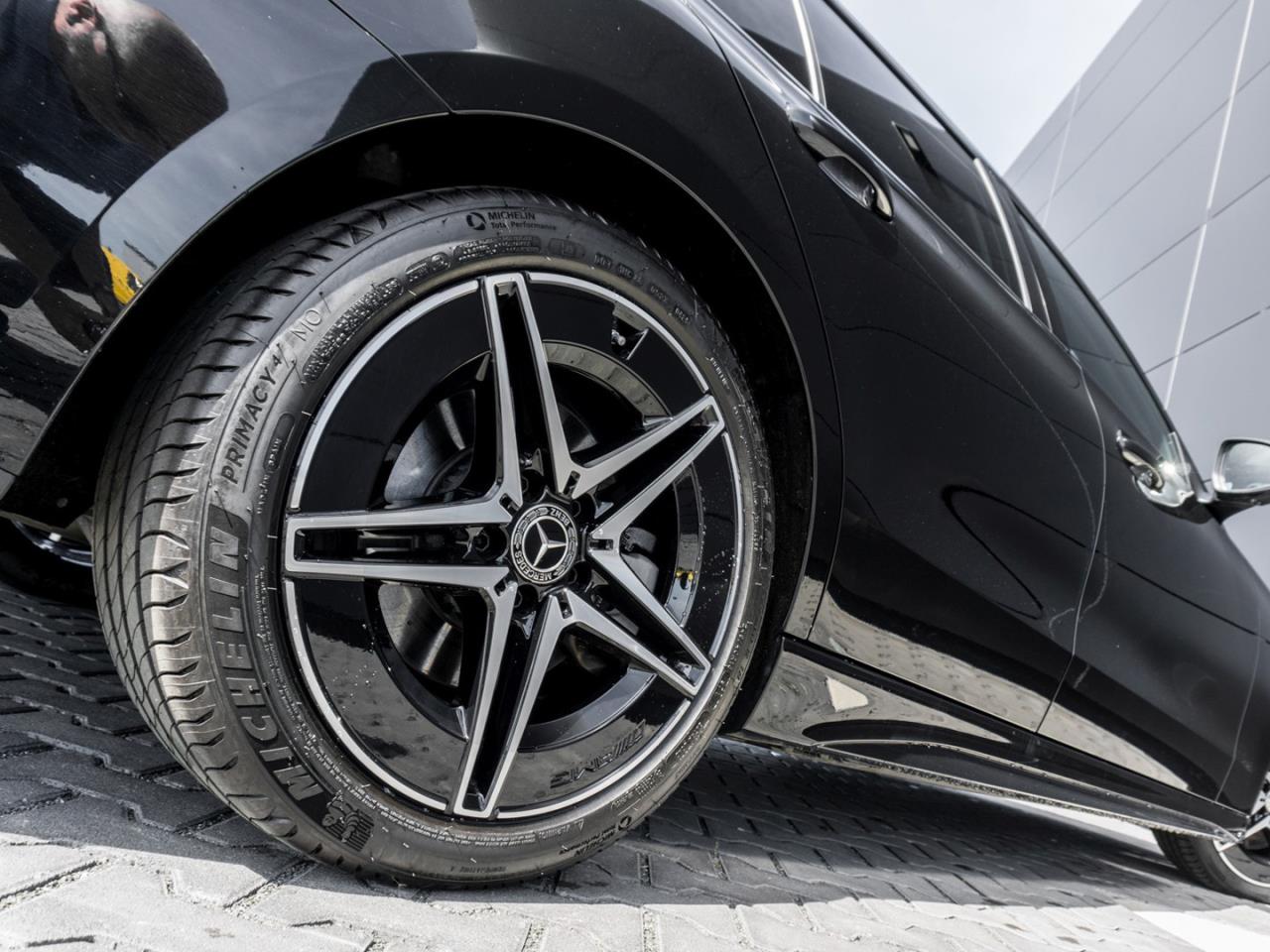 Mercedes-Benz C 220 d 4M T AMG Night Panorama Spurhalte EasyP