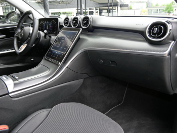 Mercedes-Benz C 220 d 4M T Avantgarde Kamera SpurH