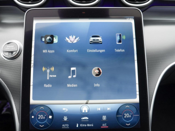Mercedes-Benz C 220 d 4M T Avantgarde Distronic MBUX-Navi AHK
