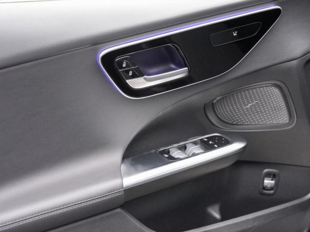 Mercedes-Benz C 220 d 4M T Avantgarde Distronic MBUX-Navi AHK