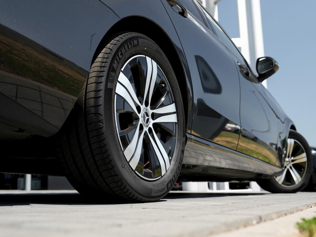 Mercedes-Benz C 220 d T Avantgarde Distronic Kamera Easy-Pack
