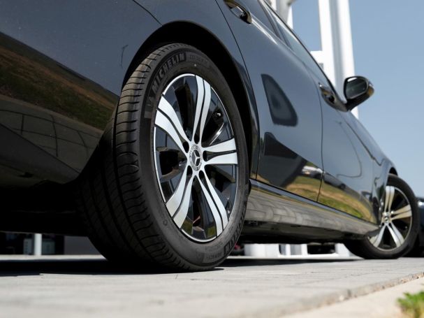 Mercedes-Benz C 220 d T Avantgarde Distronic Kamera Easy-Pack