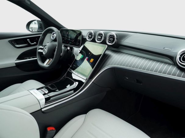 Mercedes-Benz C 220 d T-Modell AMG Panorama Distronic 360° AHK